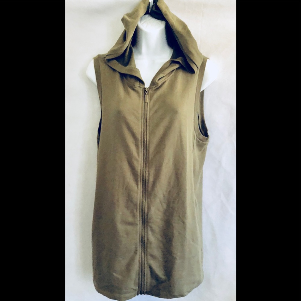 Beautiful vest size M